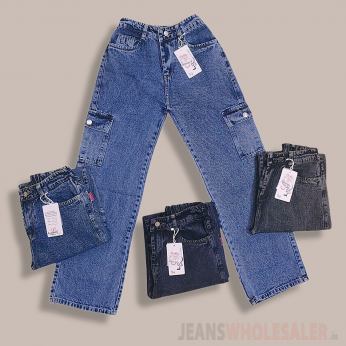 Women 6 Pocket Jogger Jeans